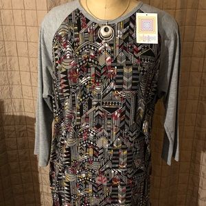 LuLaRoe Randy tee